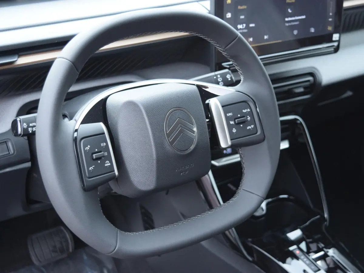 1.2 Hybrid 145pk Plus | APPLE CARPLAY | CLIMATE CONTROL | CRUISE CONTROL | PARKEERSENSOREN MET CAMERA | ACTIEPRIJS!