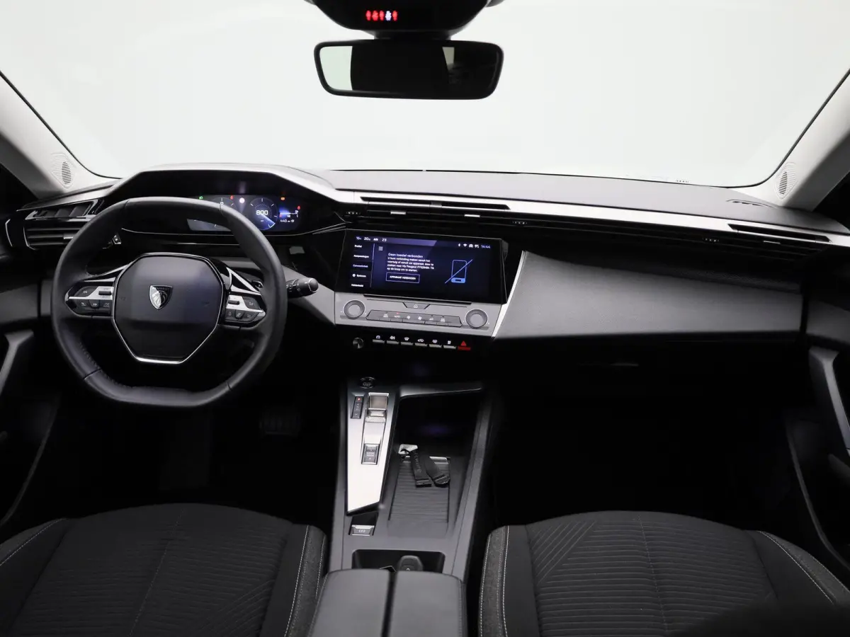 1.2 PureTech Active Pack Business | Automaat | Navigatie | Virtual Cockpit | Lichtmetalen Velgen | Parekeersensoren | Keyless |