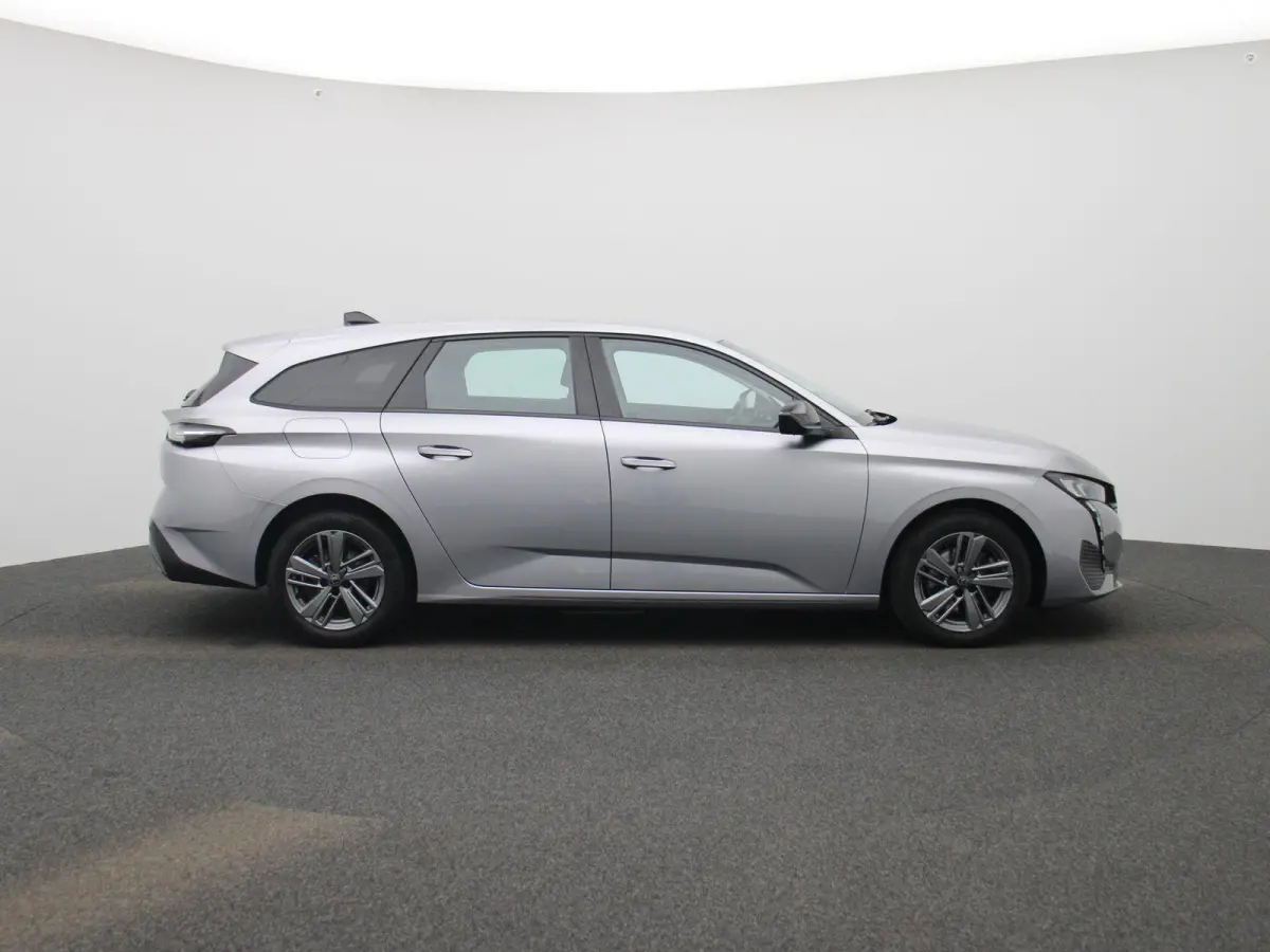 1.2 PureTech Active Pack Business | Automaat | Navigatie | Virtual Cockpit | Lichtmetalen Velgen | Parekeersensoren | Keyless |