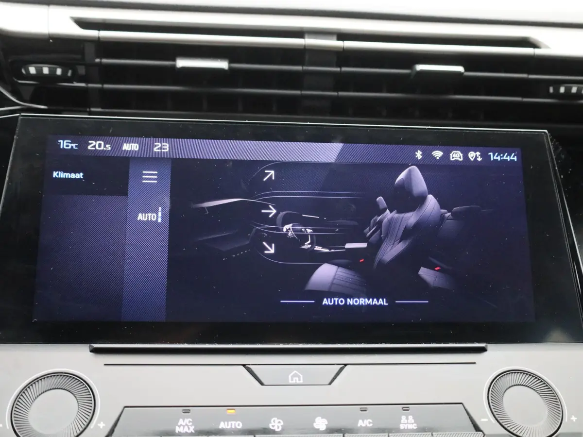 1.2 PureTech Active Pack Business | Automaat | Navigatie | Virtual Cockpit | Lichtmetalen Velgen | Parekeersensoren | Keyless |