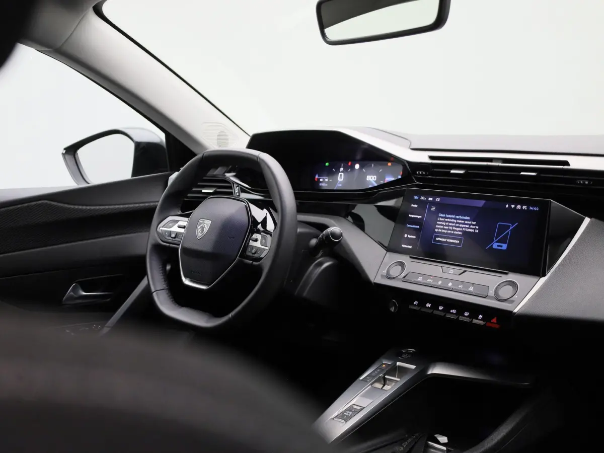 1.2 PureTech Active Pack Business | Automaat | Navigatie | Virtual Cockpit | Lichtmetalen Velgen | Parekeersensoren | Keyless |