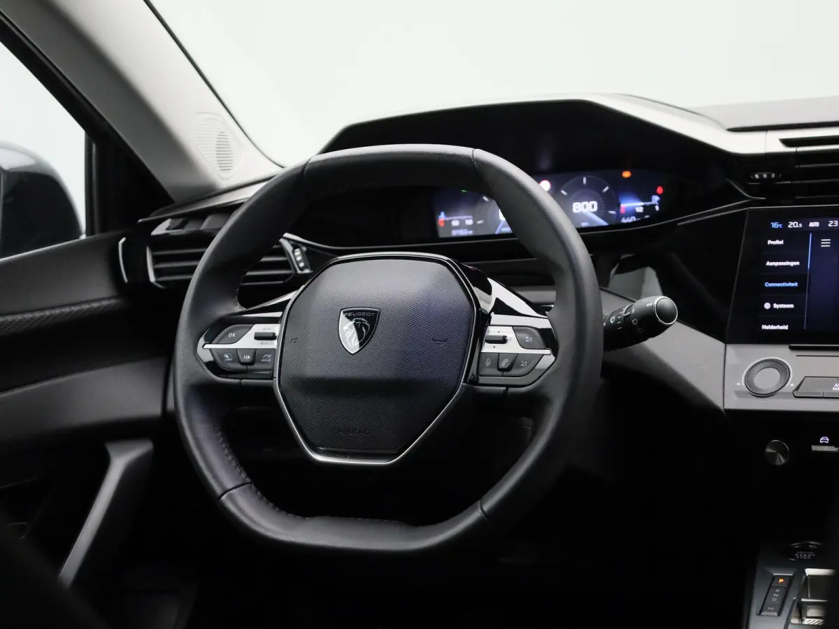 1.2 PureTech Active Pack Business | Automaat | Navigatie | Virtual Cockpit | Lichtmetalen Velgen | Parekeersensoren | Keyless |