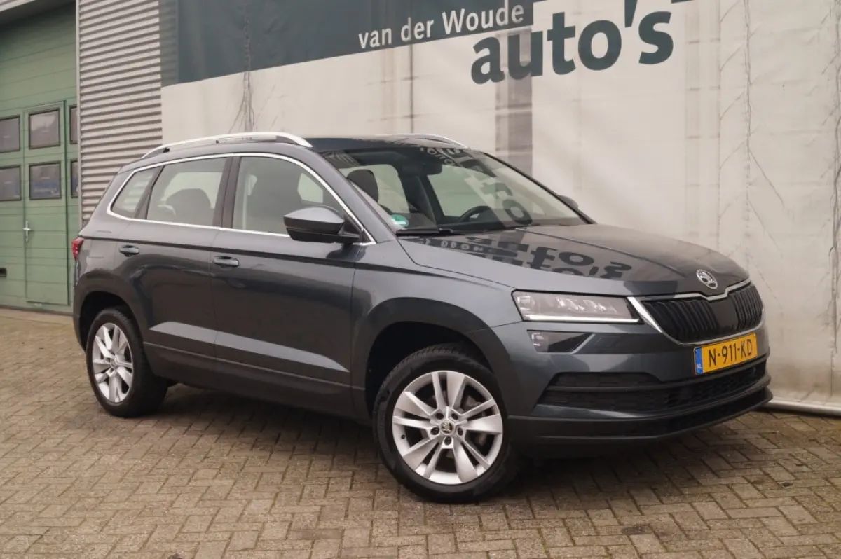 1.0 TSI Business Edition Plus -LED-ECC-CAM-TREKHAAK-
