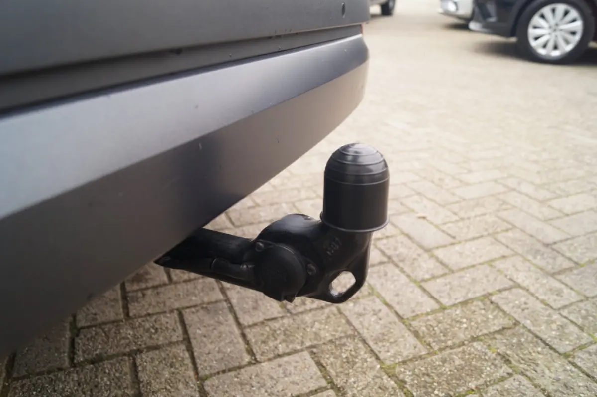1.0 TSI Business Edition Plus -LED-ECC-CAM-TREKHAAK-
