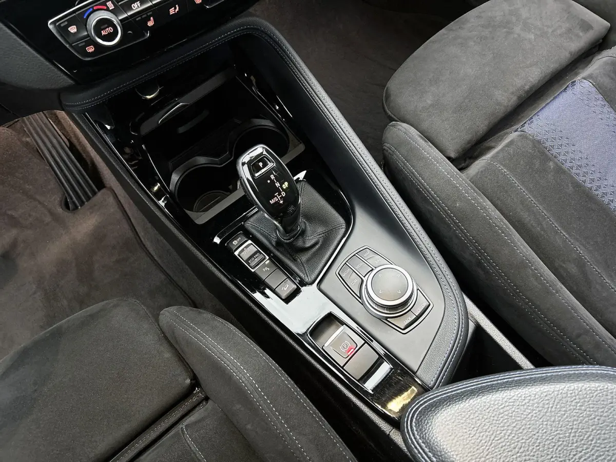 M35i High Executive Edition | NAVIGATIE | CAMERA | STOELVERWARMING | HARMAN-KARDON AUDIO | ELEKTRISCH BEDIENBARE ACHTERKLEP