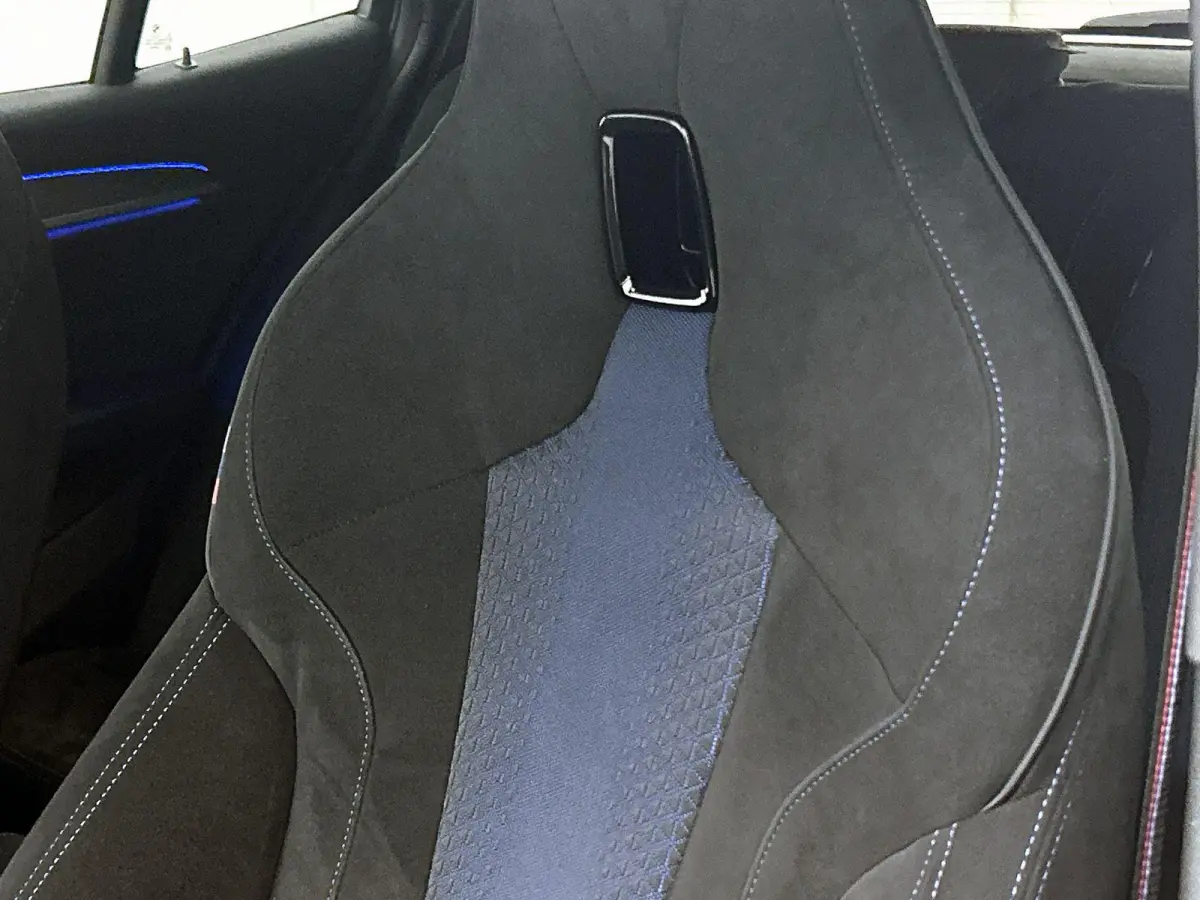 M35i High Executive Edition | NAVIGATIE | CAMERA | STOELVERWARMING | HARMAN-KARDON AUDIO | ELEKTRISCH BEDIENBARE ACHTERKLEP