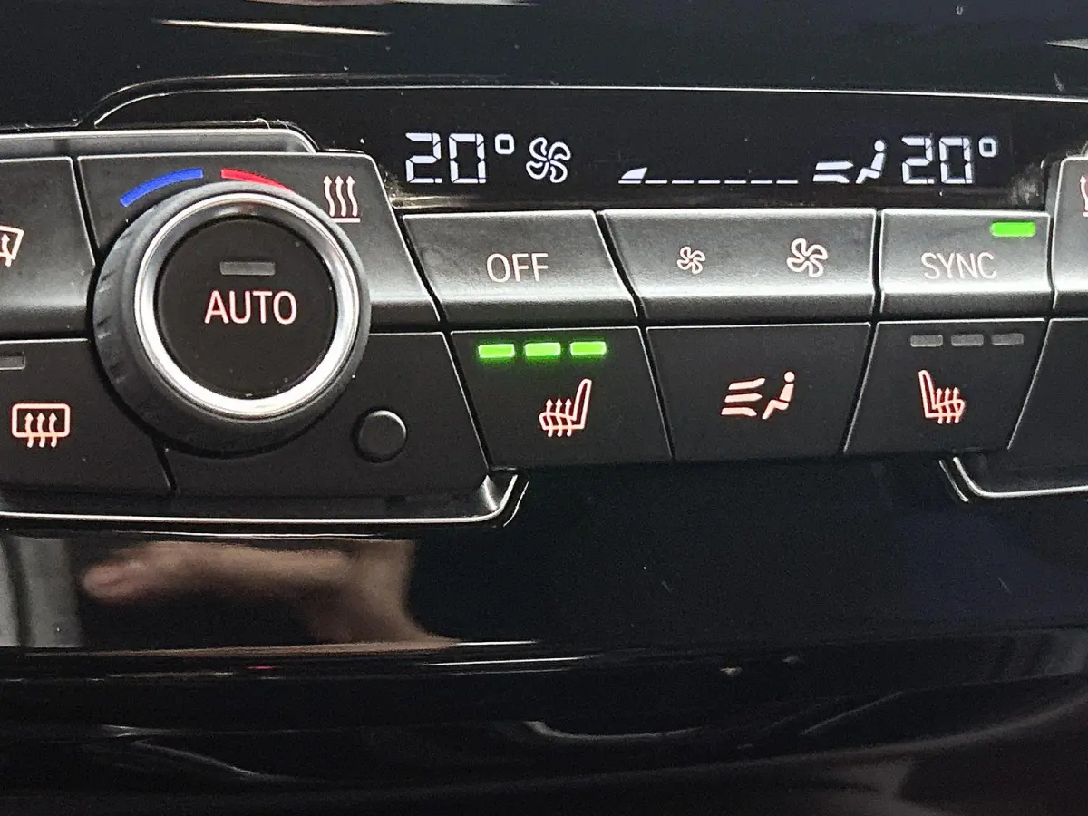 M35i High Executive Edition | NAVIGATIE | CAMERA | STOELVERWARMING | HARMAN-KARDON AUDIO | ELEKTRISCH BEDIENBARE ACHTERKLEP