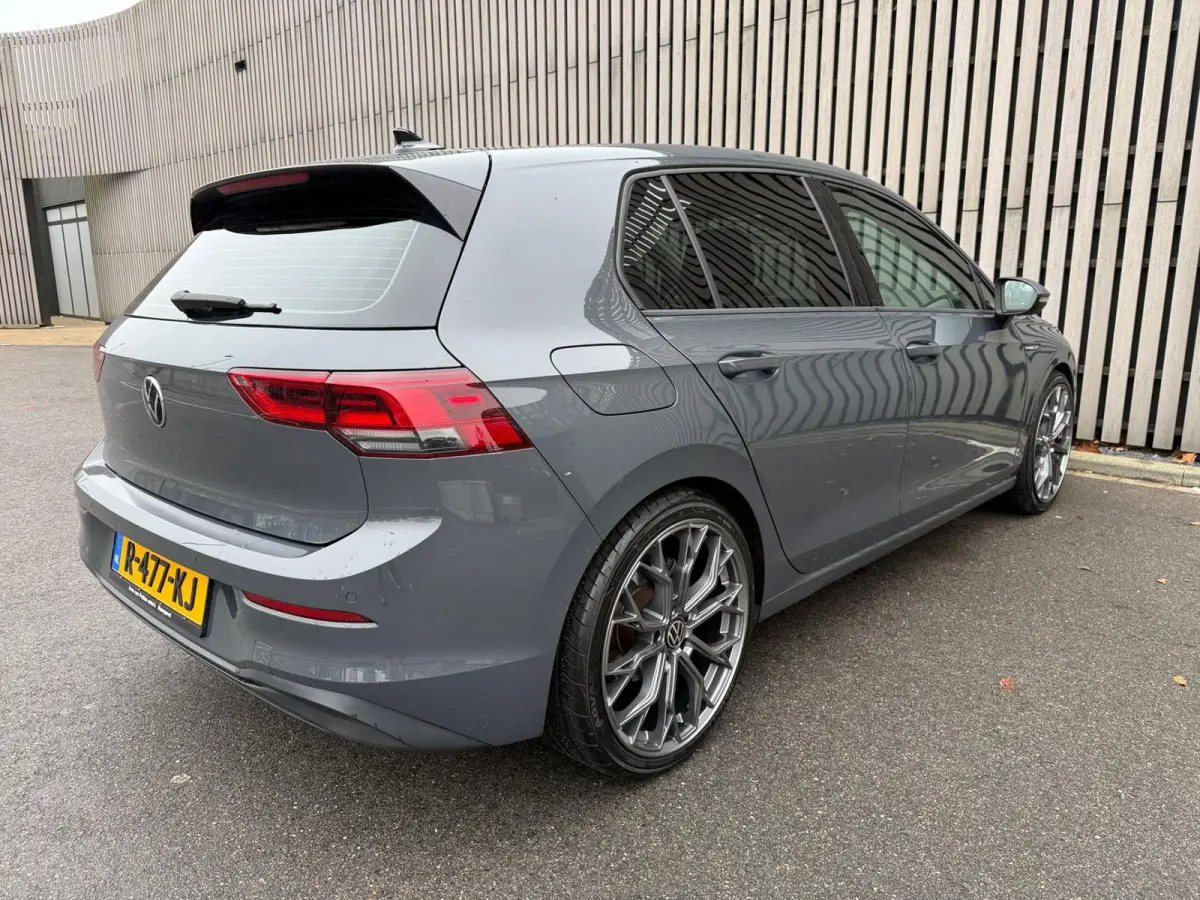 1.0 TSI Life Business / 19' /sfeer / Led /Cruise