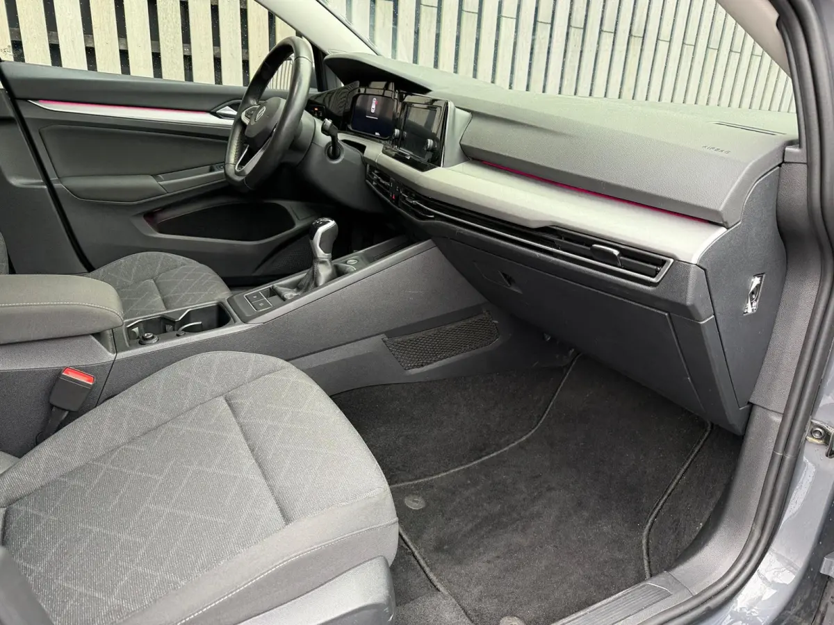 1.0 TSI Life Business / 19' /sfeer / Led /Cruise
