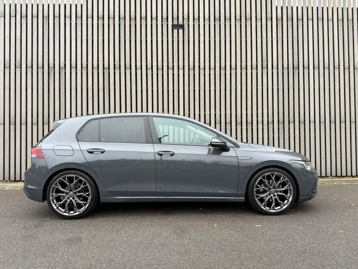 1.0 TSI Life Business / 19' /sfeer / Led /Cruise