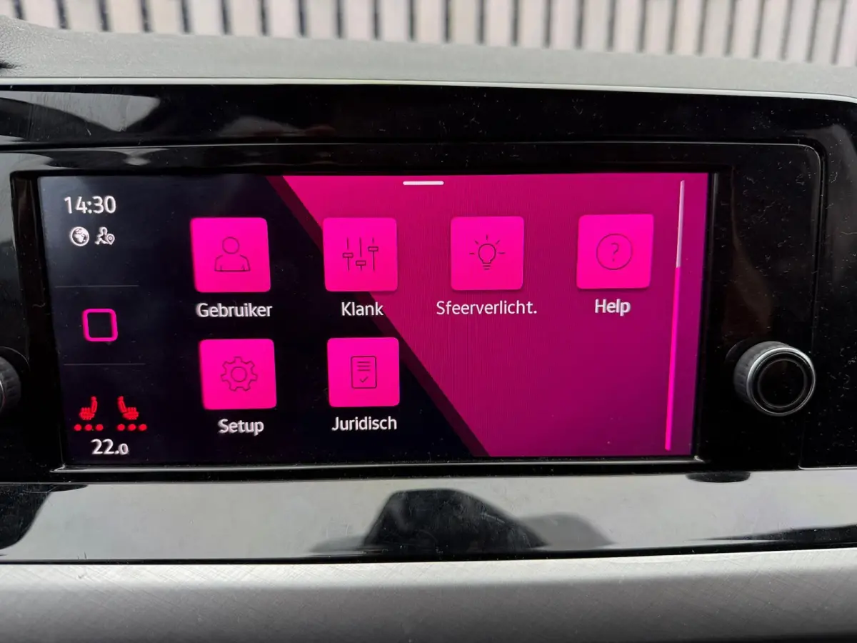 1.0 TSI Life Business / 19' /sfeer / Led /Cruise