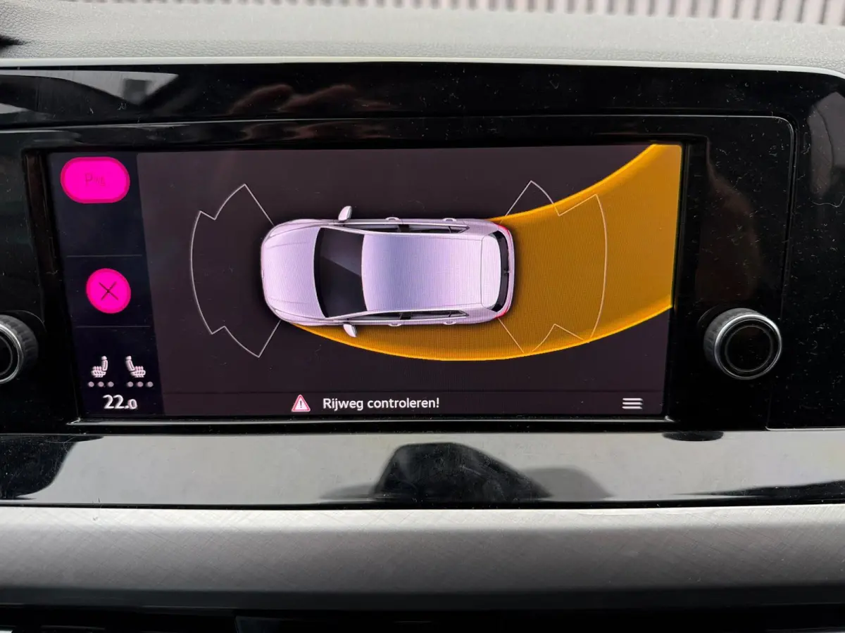 1.0 TSI Life Business / 19' /sfeer / Led /Cruise