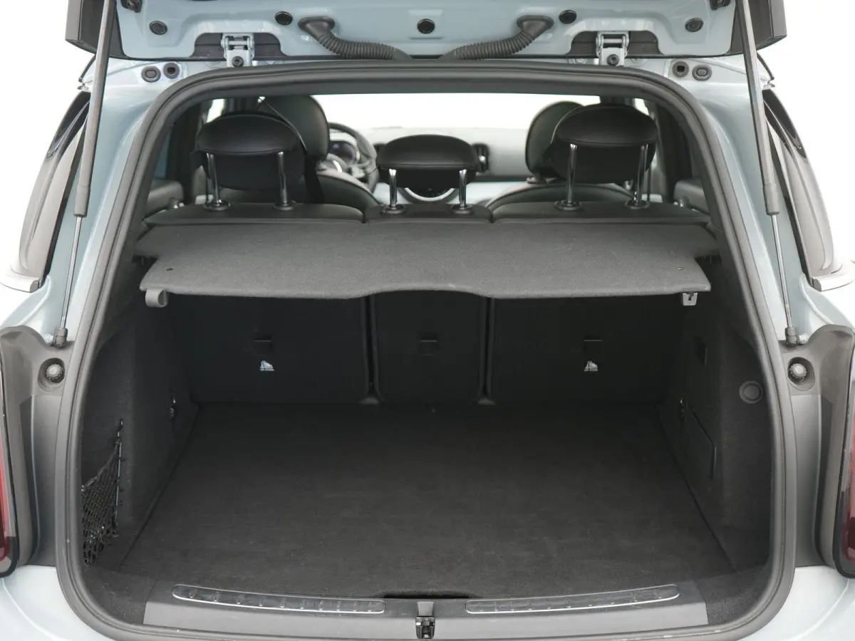 1.5 Cooper ALL4 Untamed Edition AUTOMAAT | SCHUIF/KANTELDAK | HARMAN KARDON | SPORTSTOELEN | NAVIGATIE | CAMERA | ADAPTIEVE CRUISE | CLIMA | STOELVERWARMING | APPLE CARPLAY | 12 MAANDEN BOVA