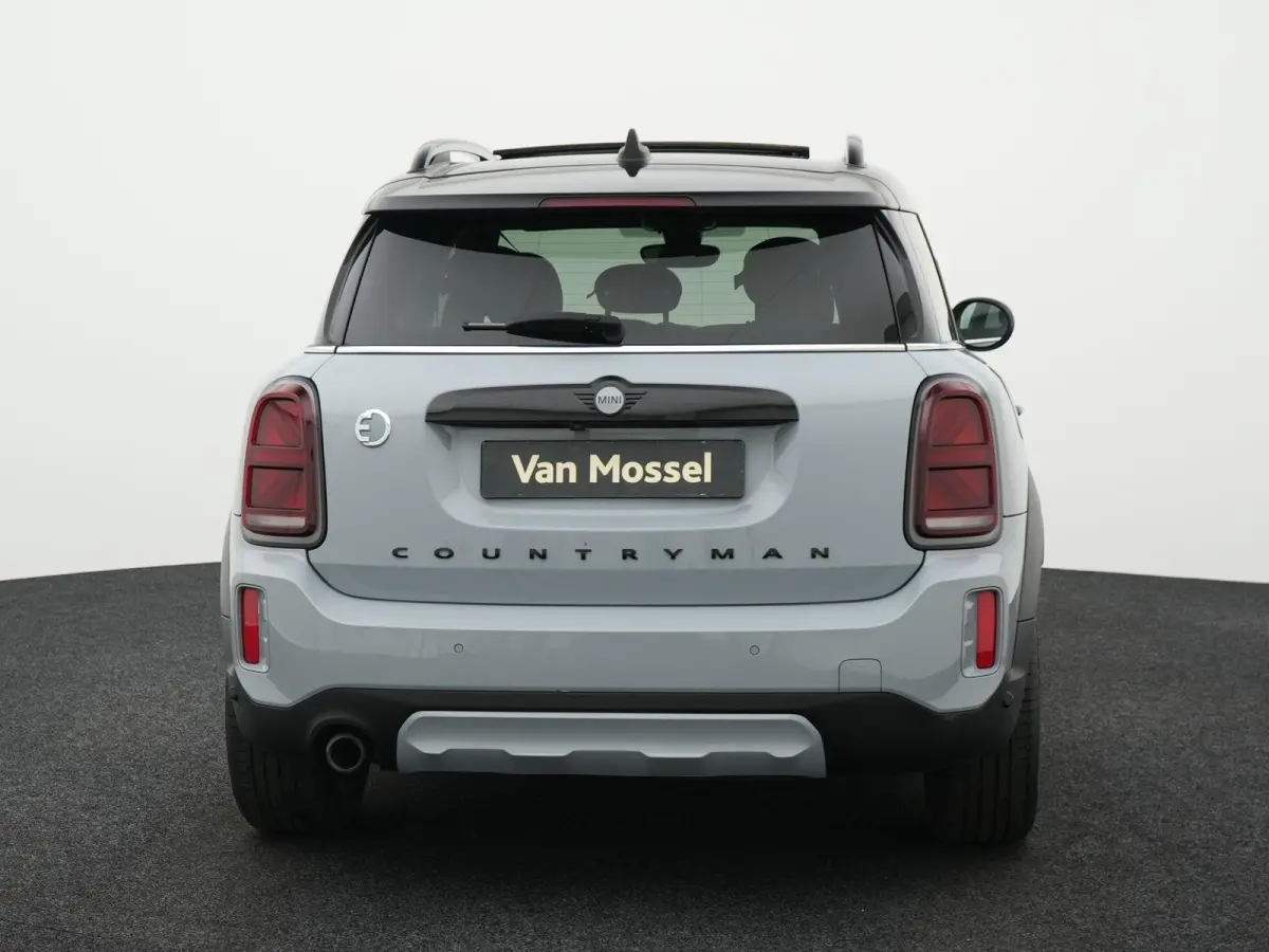 1.5 Cooper ALL4 Untamed Edition AUTOMAAT | SCHUIF/KANTELDAK | HARMAN KARDON | SPORTSTOELEN | NAVIGATIE | CAMERA | ADAPTIEVE CRUISE | CLIMA | STOELVERWARMING | APPLE CARPLAY | 12 MAANDEN BOVA