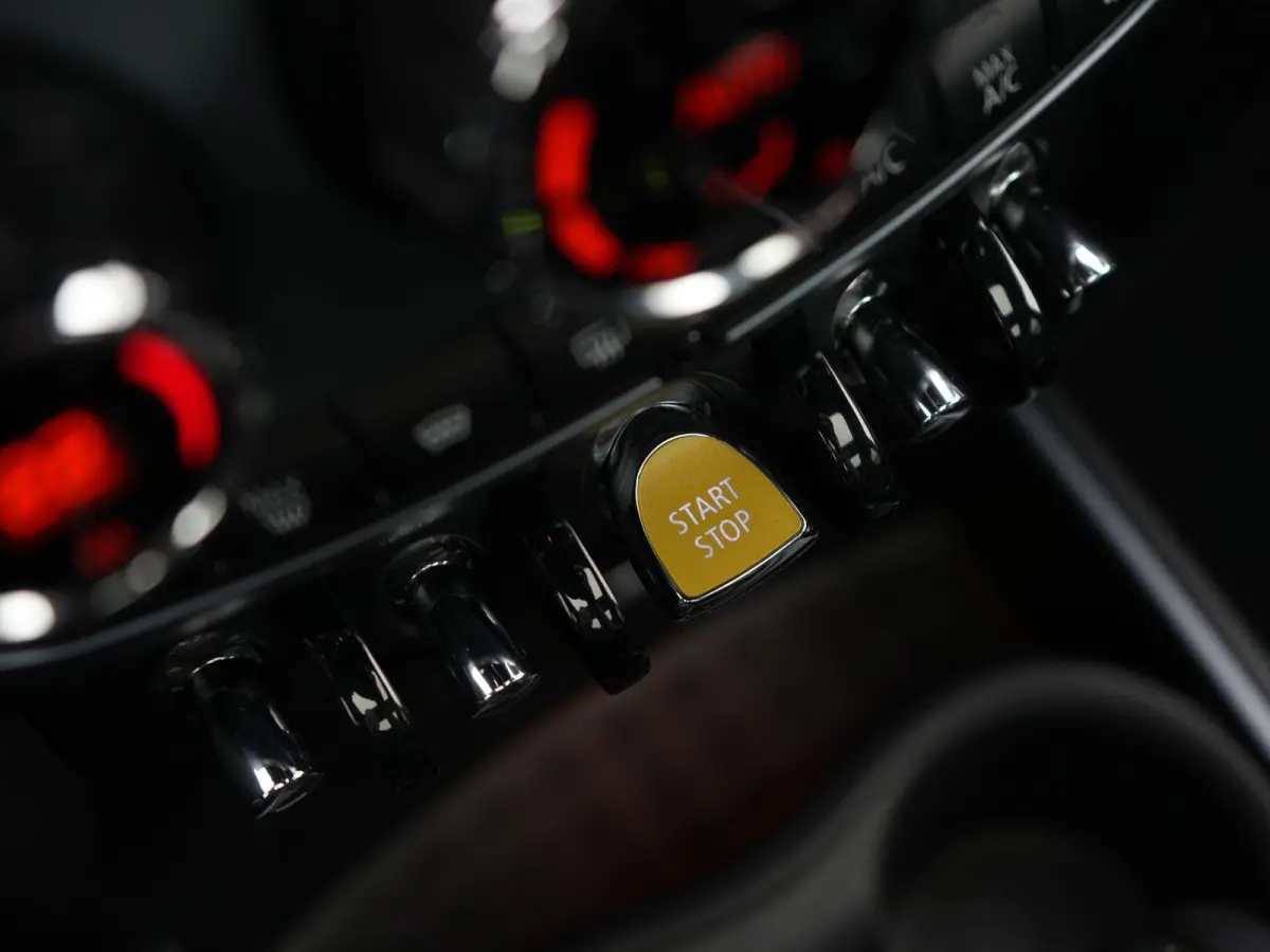 1.5 Cooper ALL4 Untamed Edition AUTOMAAT | SCHUIF/KANTELDAK | HARMAN KARDON | SPORTSTOELEN | NAVIGATIE | CAMERA | ADAPTIEVE CRUISE | CLIMA | STOELVERWARMING | APPLE CARPLAY | 12 MAANDEN BOVA