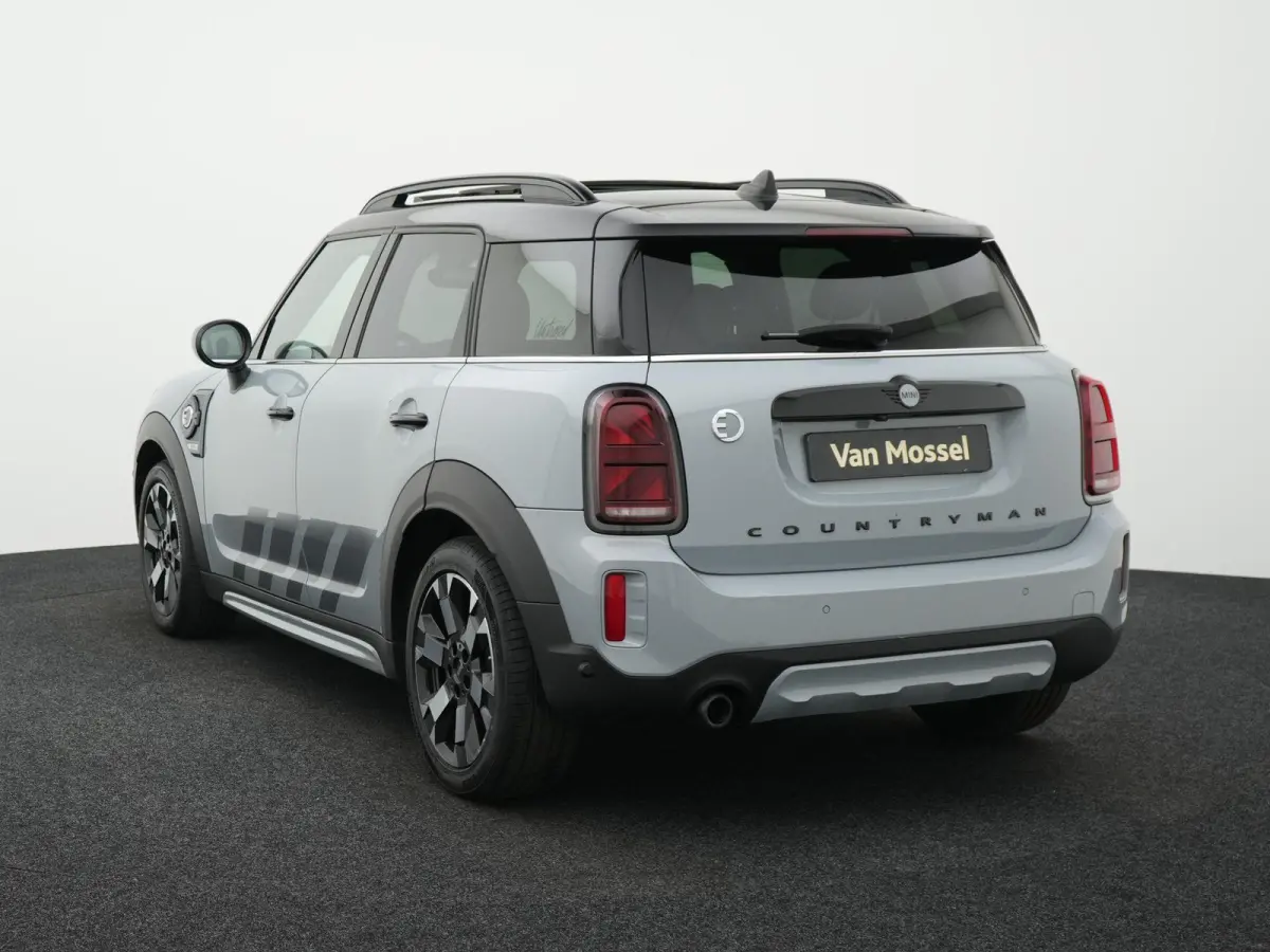 1.5 Cooper ALL4 Untamed Edition AUTOMAAT | SCHUIF/KANTELDAK | HARMAN KARDON | SPORTSTOELEN | NAVIGATIE | CAMERA | ADAPTIEVE CRUISE | CLIMA | STOELVERWARMING | APPLE CARPLAY | 12 MAANDEN BOVA
