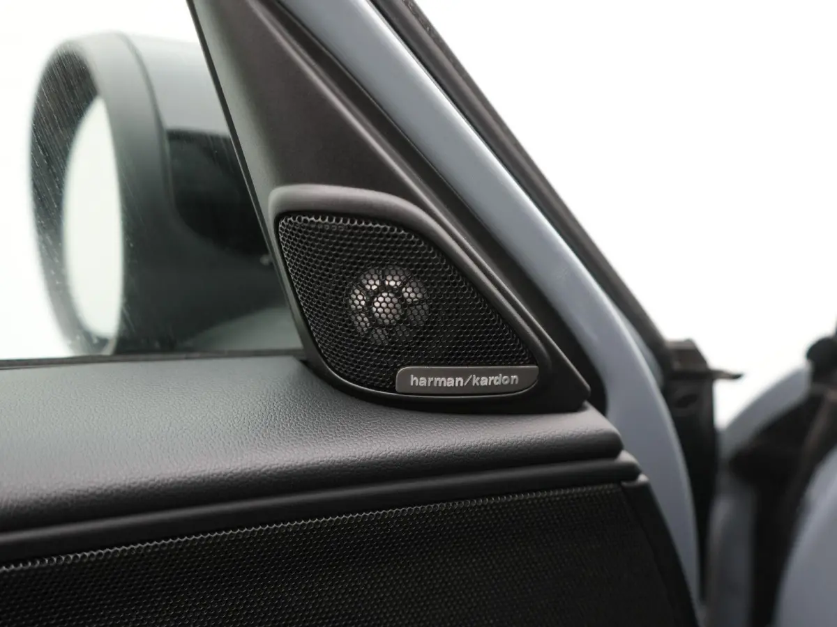 1.5 Cooper ALL4 Untamed Edition AUTOMAAT | SCHUIF/KANTELDAK | HARMAN KARDON | SPORTSTOELEN | NAVIGATIE | CAMERA | ADAPTIEVE CRUISE | CLIMA | STOELVERWARMING | APPLE CARPLAY | 12 MAANDEN BOVA
