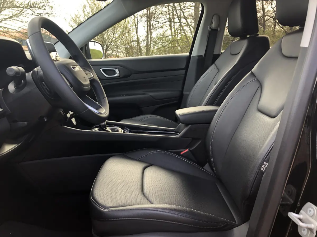 1.5T e-Hybrid Summit DCT AUTOMAAT|LEER|CLIMATE|CAMERA|APPLE/ANDROID|PDC|19"