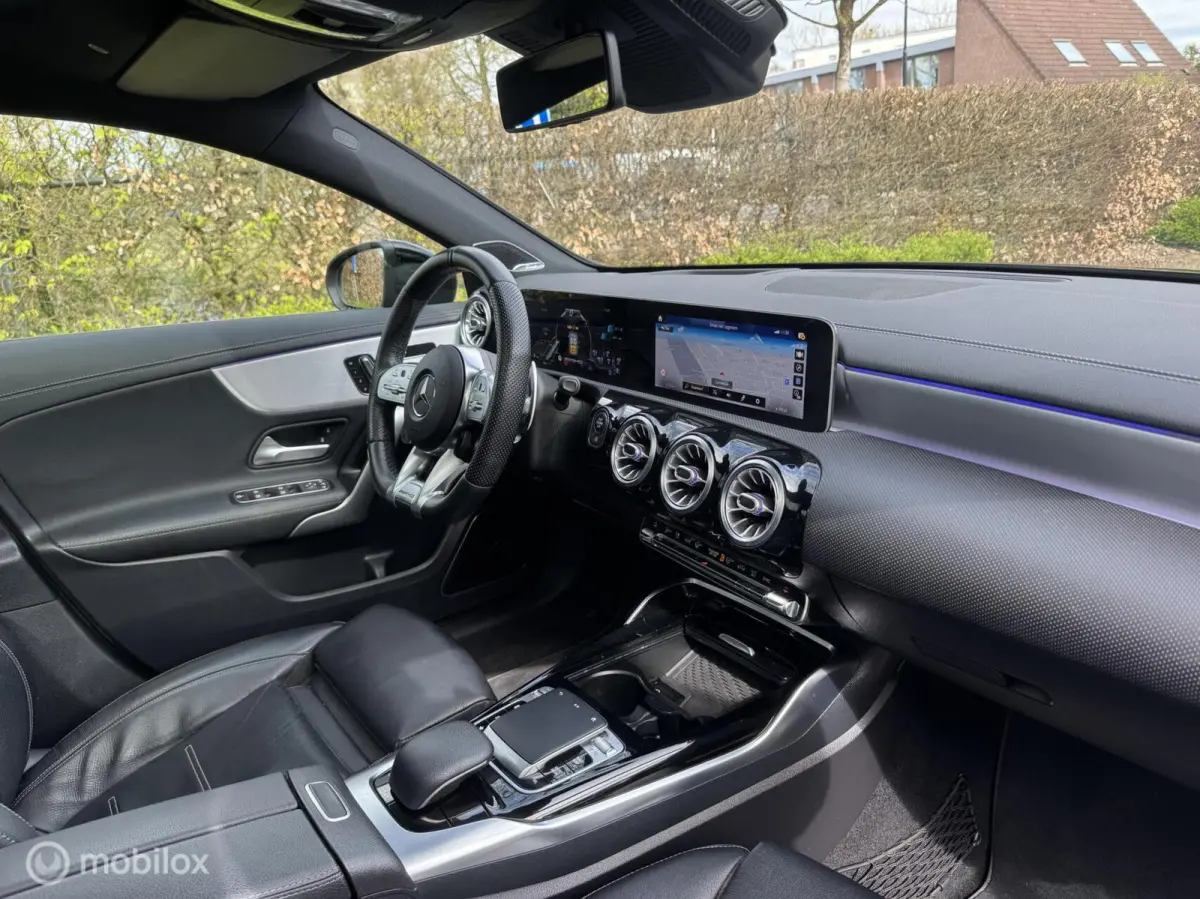 AMG 35 4MATIC Edition 1