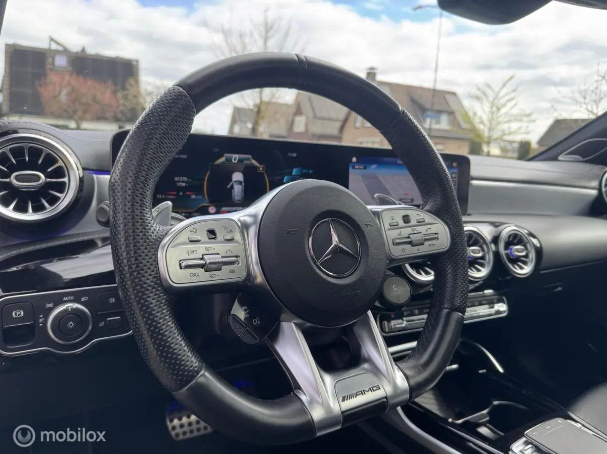 AMG 35 4MATIC Edition 1