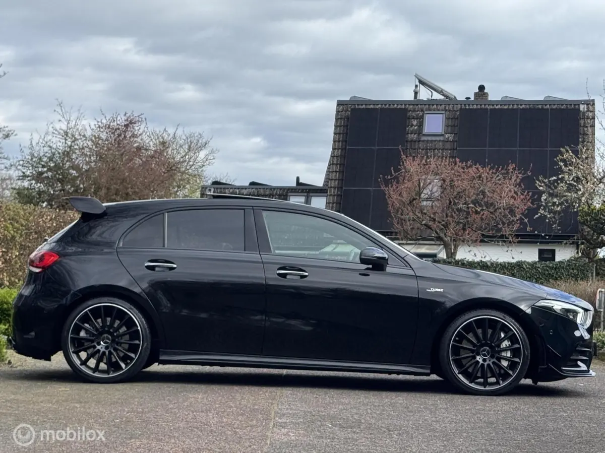 AMG 35 4MATIC Edition 1