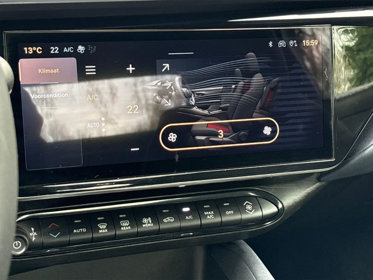 Elettrica 54 kWh | Apple Carplay/Android Auto | Climate Control | Parkeersensoren | Cruise Control | Lichtmetalen Velgen 18" |