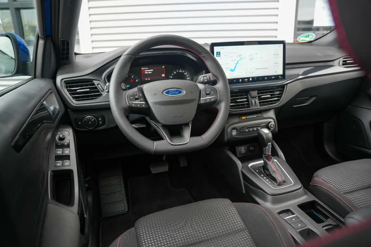 1.0 EcoBoost Hybrid ST Line