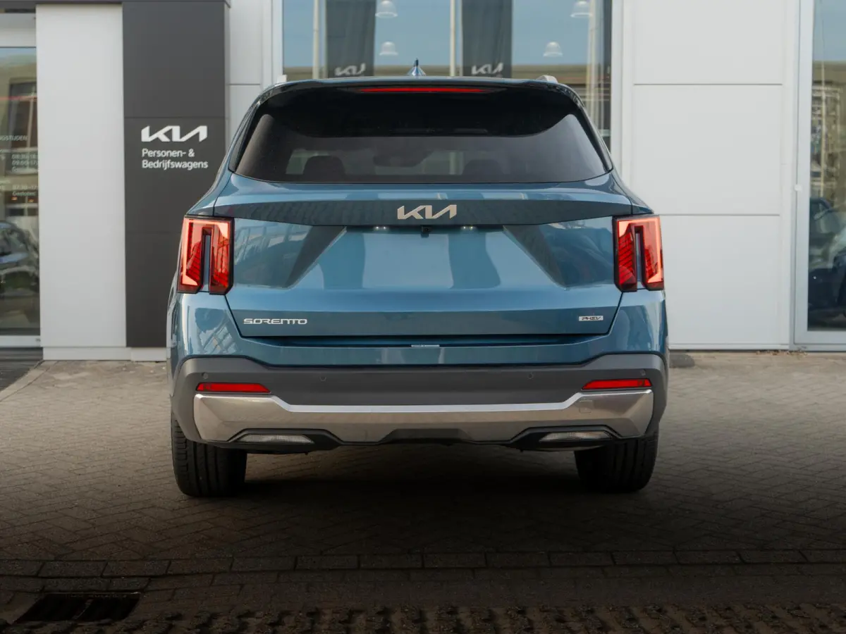1.6 T-GDi Plug-in Hybrid 4WD ExecutiveLine 7p | Actieprijs* | VOORRAADVOORDEEL | Bose audio | Schuifkanteldak | Stoel en stuurverwarming | Adapt. Cruise | Navi. | Clima. | Parkeersensoren |