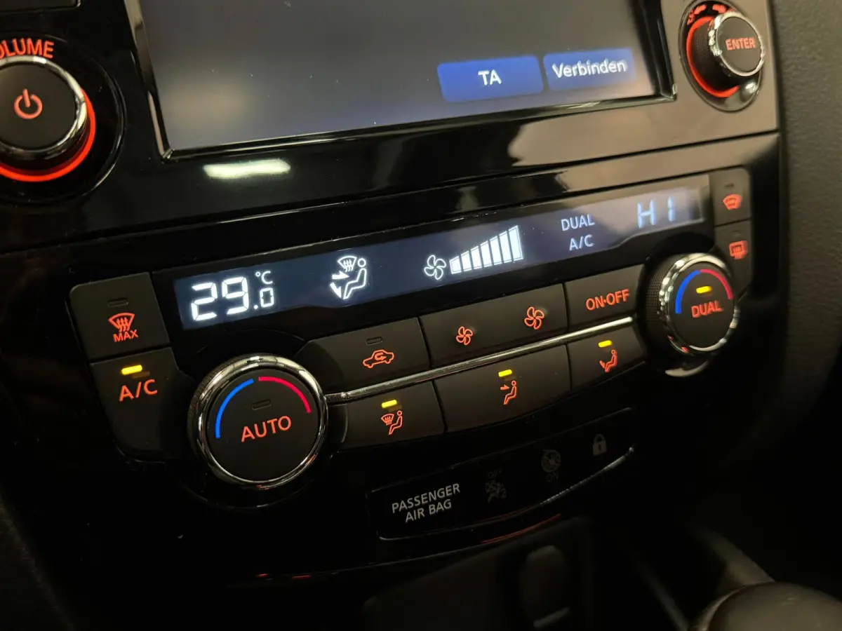 1.2 Tekna / NL-auto / Pano / Leder / Stoelverwarming