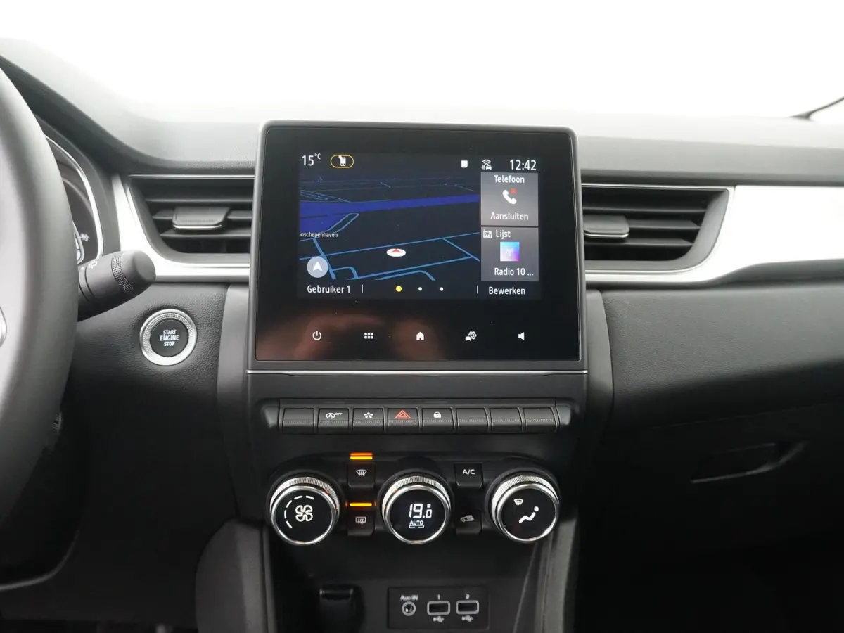 techno mild hybrid 140 | Trekhaak | Parkeercamera | Navigatie |