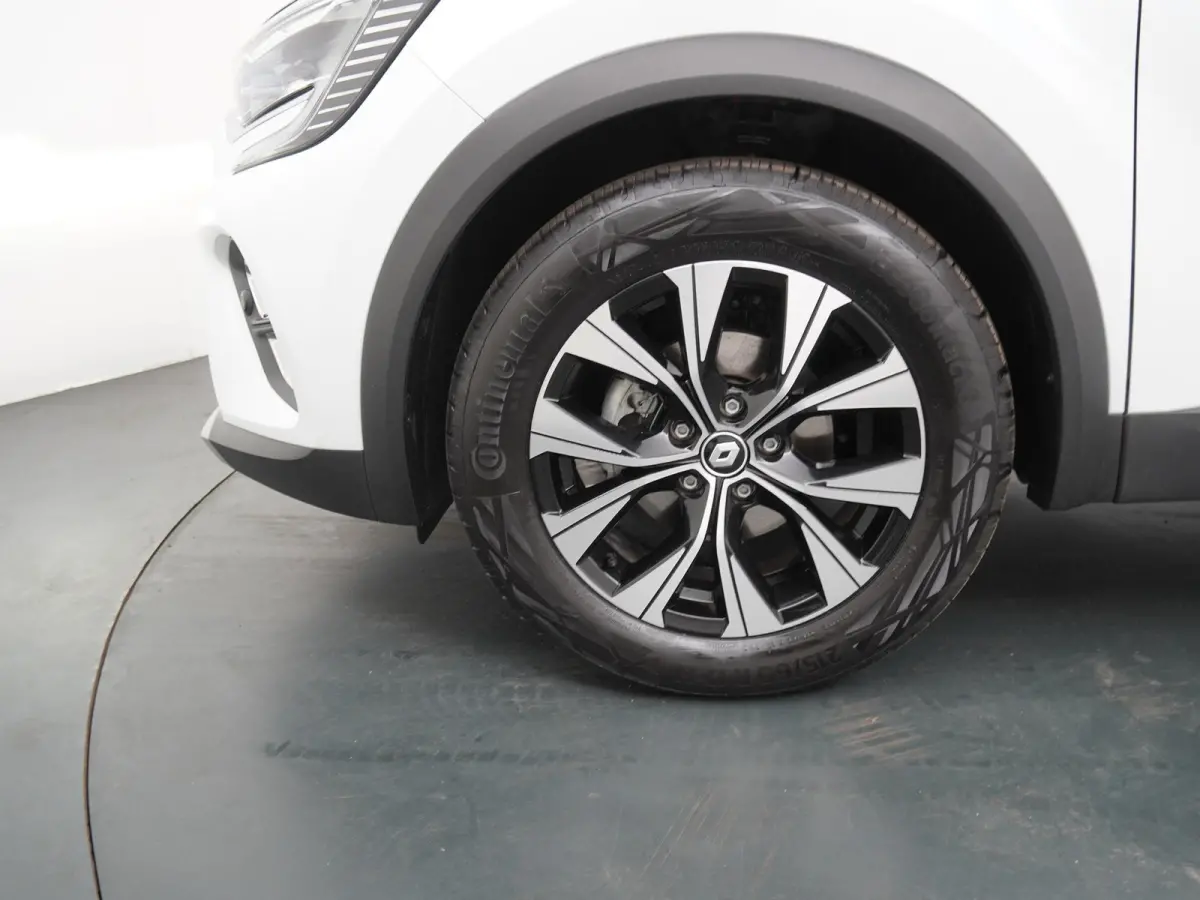 techno mild hybrid 140 | Trekhaak | Parkeercamera | Navigatie |