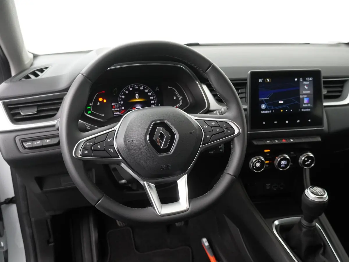 techno mild hybrid 140 | Trekhaak | Parkeercamera | Navigatie |