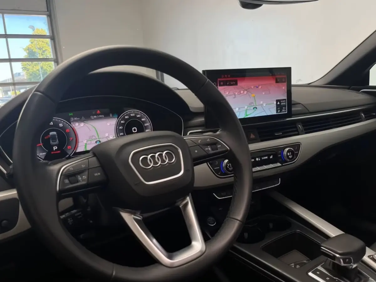 40 Tfsi S-Tronic (150kW/204pk) ** MATRIX, LEDER, VIRTUAL, NEKVERW, 18-inch LMV, ADAPT. CRUISE ** 1e EIG - € 25.800,= onder NP ** ** INFORMEER OOK NAAR ONZE AANTREKKELIJKE FINANCIAL-LEASE T