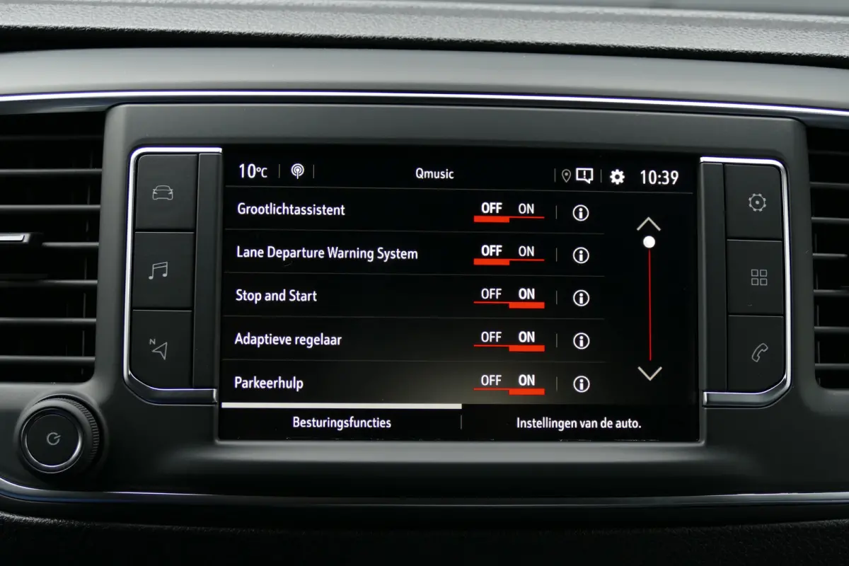 2.0 CDTI 180PK L2H1 INNOVATION AUTOMAAT / NAVI / AIRCO / CAMERA / 17" LMV / KEYLESS / 3-ZITS / BLUETOOTH / ADAPT. CRUISECONTROL / 1E EIGENAAR / SCHITTERENDE STAAT !!