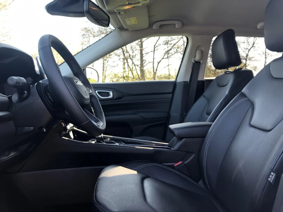 1.5T e-Hybrid Summit AUTOMAAT|LEER|CLIMATE|APPLE/ANDROID|CAMERA|PDC|18"