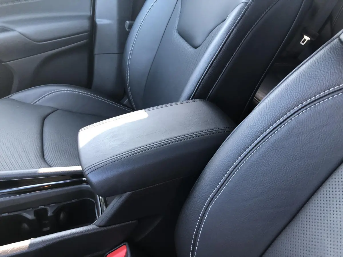 1.5T e-Hybrid Summit AUTOMAAT|LEER|CLIMATE|APPLE/ANDROID|CAMERA|PDC|18"