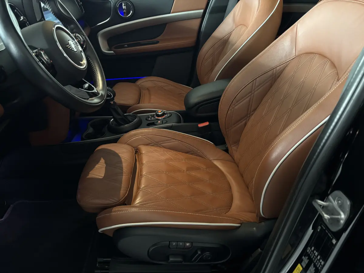 1.5 Cooper ALL4 ALLE OPTIES Chester, Pandak, Headup, El.Achterklep Adaptive Cruisecontrole