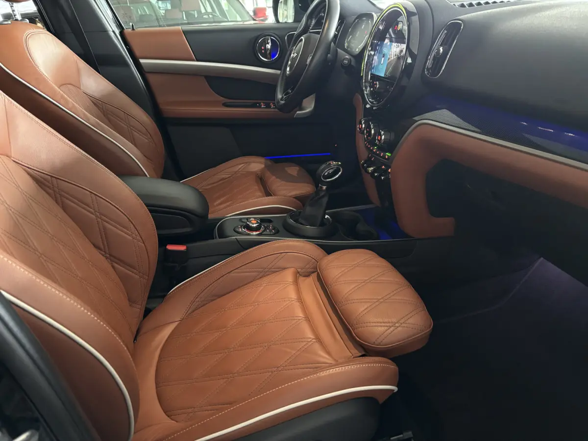 1.5 Cooper ALL4 ALLE OPTIES Chester, Pandak, Headup, El.Achterklep Adaptive Cruisecontrole