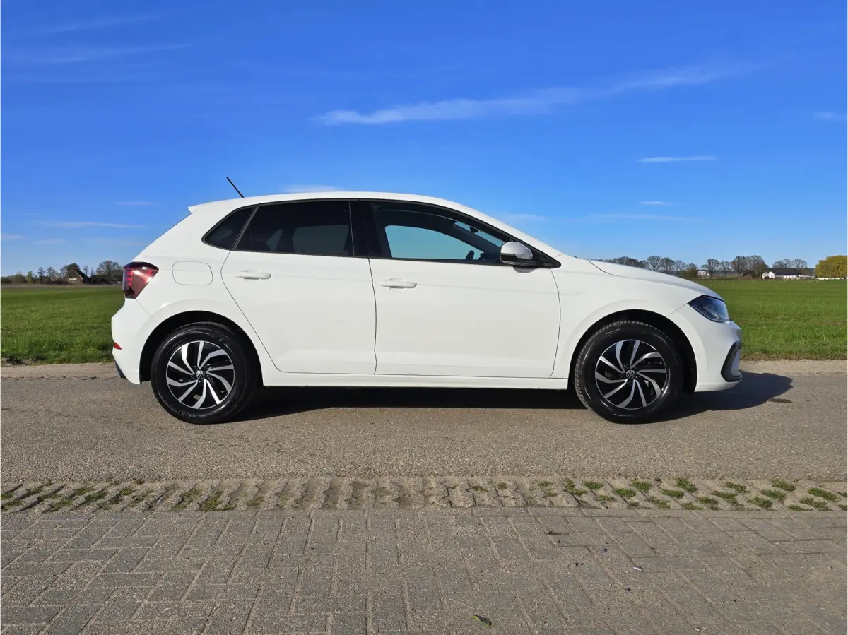 1.0 TSI Life Edition - 95 Pk - Euro 6 - AUTOMAAT - ParkeerCamera - AppleCarplay AndroidAuto