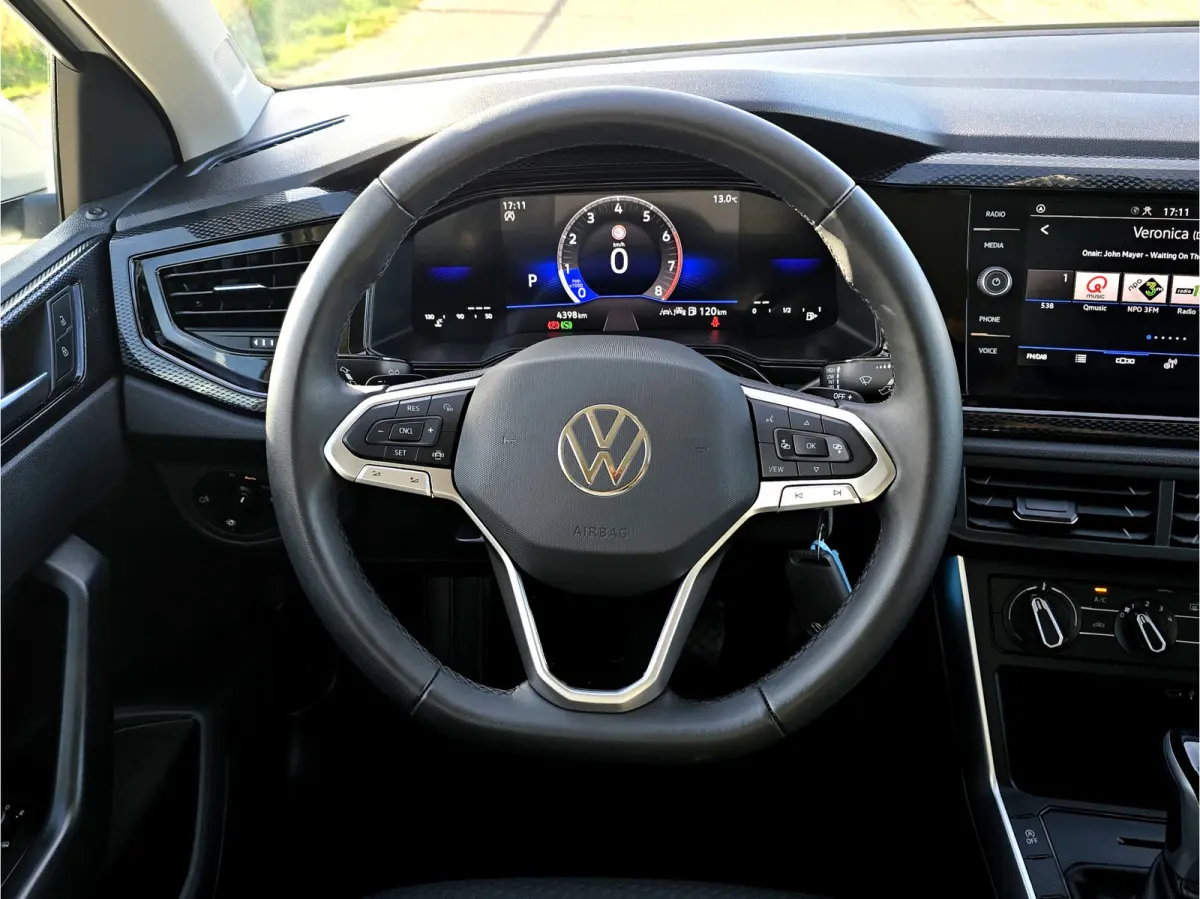 1.0 TSI Life Edition - 95 Pk - Euro 6 - AUTOMAAT - ParkeerCamera - AppleCarplay AndroidAuto