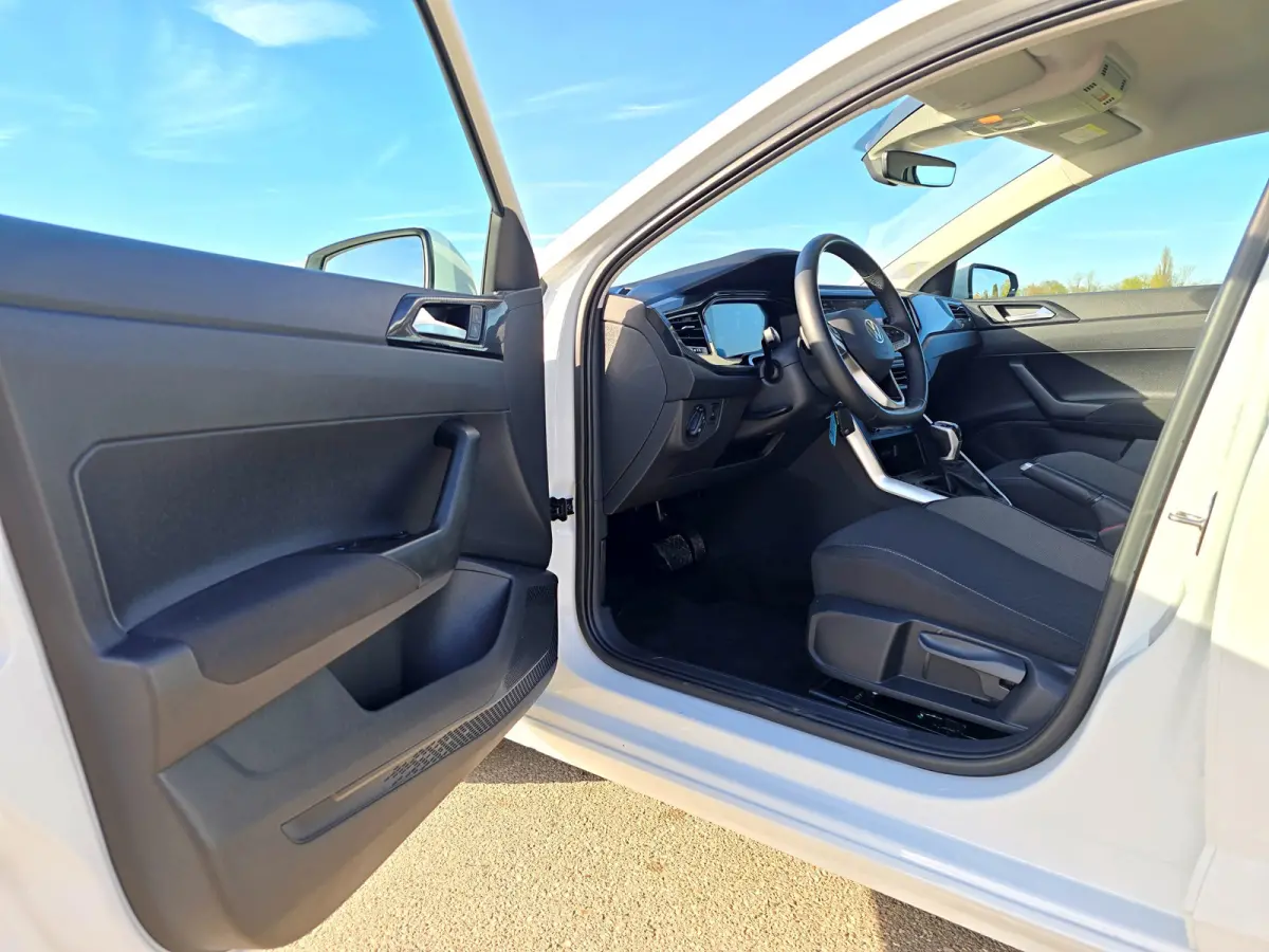 1.0 TSI Life Edition - 95 Pk - Euro 6 - AUTOMAAT - ParkeerCamera - AppleCarplay AndroidAuto