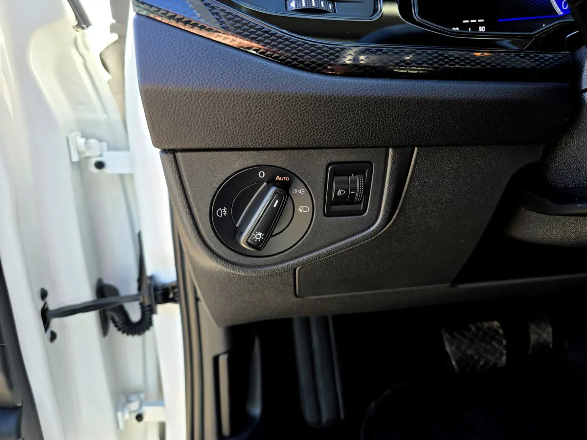 1.0 TSI Life Edition - 95 Pk - Euro 6 - AUTOMAAT - ParkeerCamera - AppleCarplay AndroidAuto