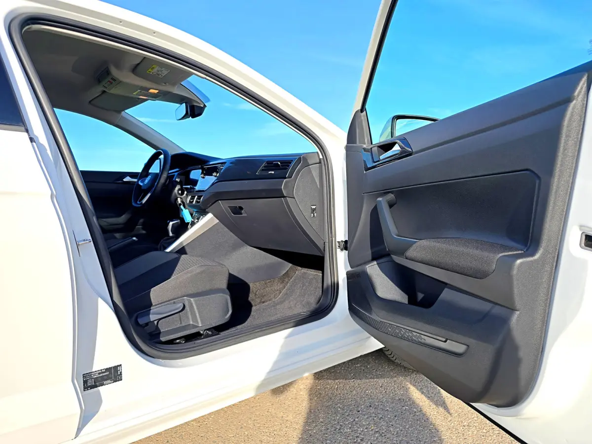 1.0 TSI Life Edition - 95 Pk - Euro 6 - AUTOMAAT - ParkeerCamera - AppleCarplay AndroidAuto
