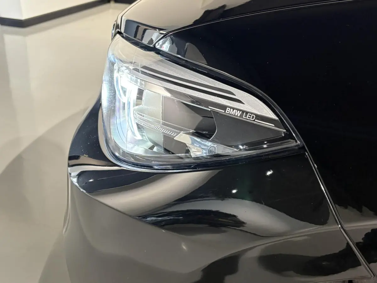 220i M Sport 184pk AUT LCI|Facelift|H&K|18''|Leder|Camera|Navi|Shodowline|