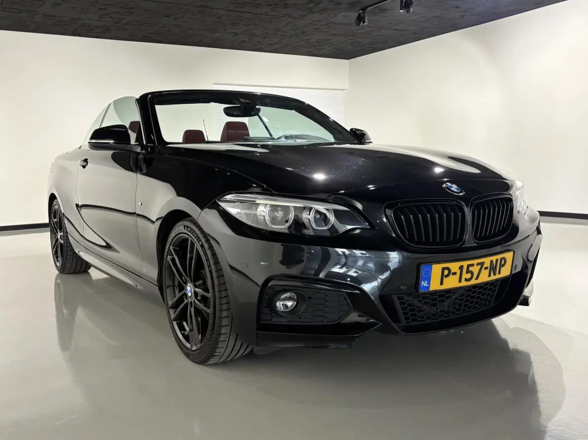 220i M Sport 184pk AUT LCI|Facelift|H&K|18''|Leder|Camera|Navi|Shodowline|