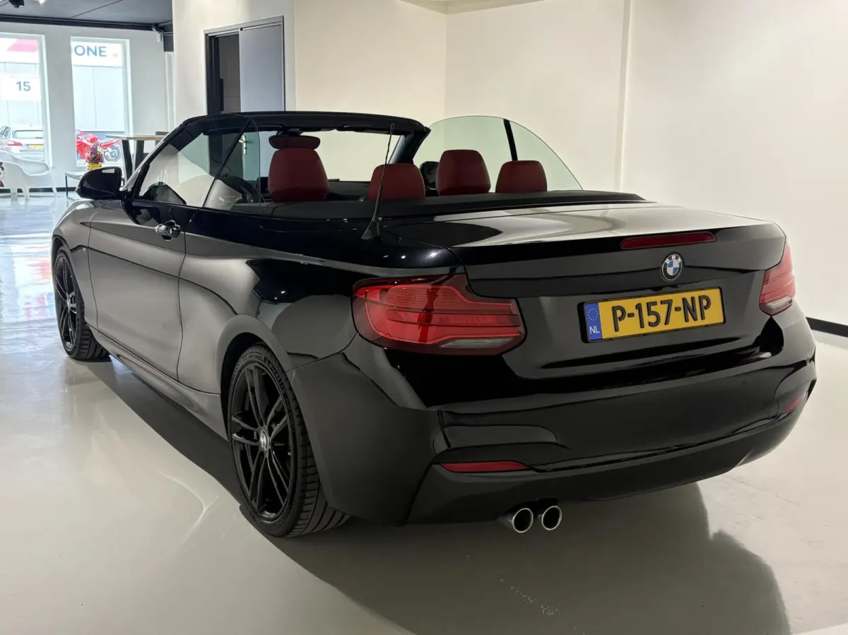 220i M Sport 184pk AUT LCI|Facelift|H&K|18''|Leder|Camera|Navi|Shodowline|