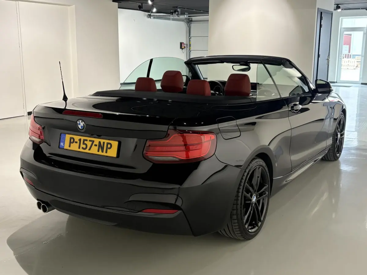 220i M Sport 184pk AUT LCI|Facelift|H&K|18''|Leder|Camera|Navi|Shodowline|