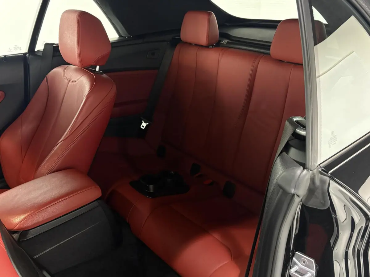 220i M Sport 184pk AUT LCI|Facelift|H&K|18''|Leder|Camera|Navi|Shodowline|