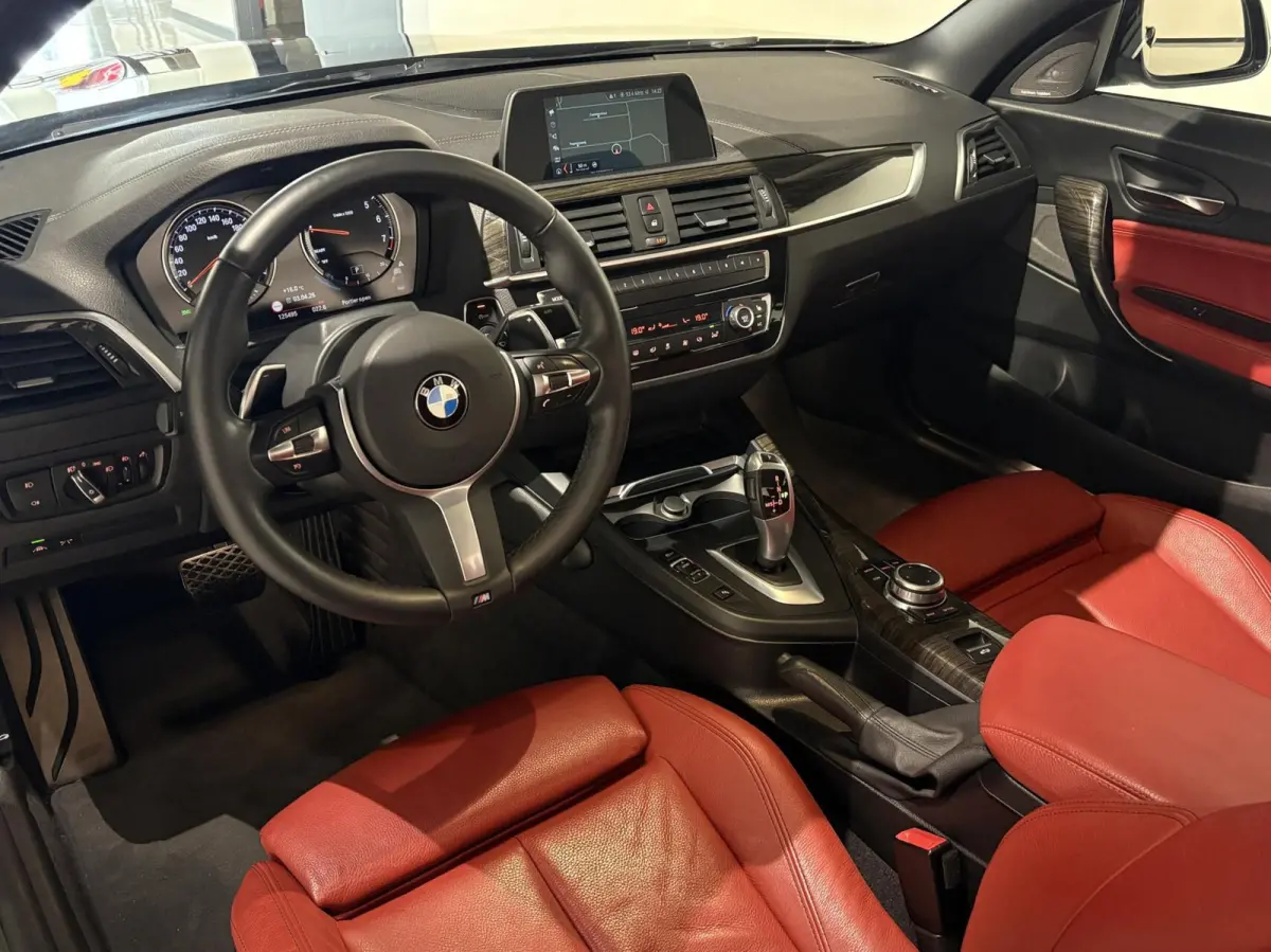 220i M Sport 184pk AUT LCI|Facelift|H&K|18''|Leder|Camera|Navi|Shodowline|