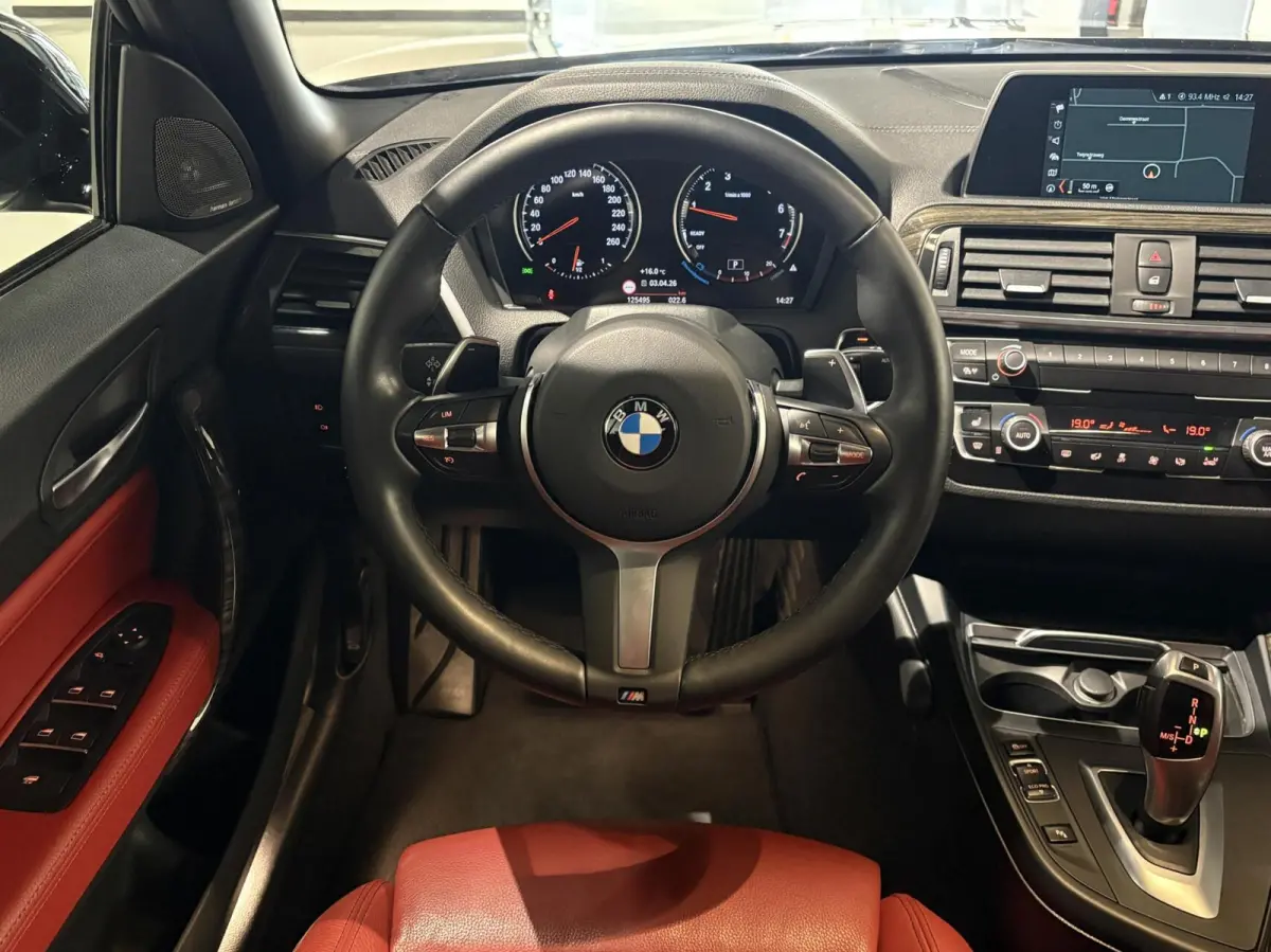 220i M Sport 184pk AUT LCI|Facelift|H&K|18''|Leder|Camera|Navi|Shodowline|